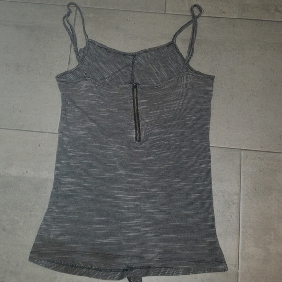 Arden B | Tank Top | XS - Picture 4 of 5